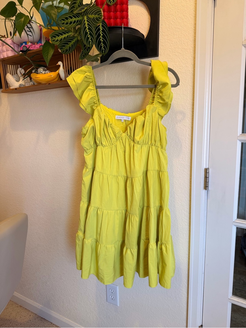 Endless Rose - Chartreuse Flutter Sleeve Dress, L